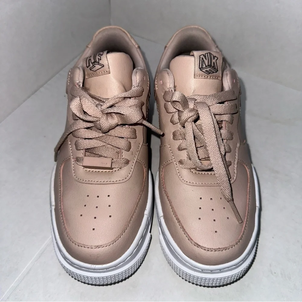 Nike Women's Air Force 1 Pixel “Particle Beige” Platform 5 size 5.5